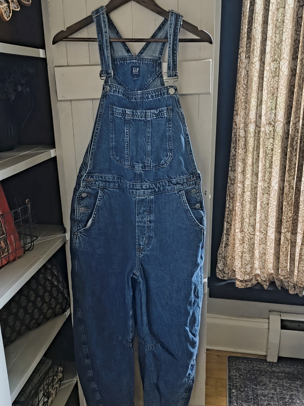 Women's GAP Denim Barrel Overalls - Medium - Picture 3 of 4